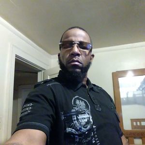 Meet your Posher, Larry